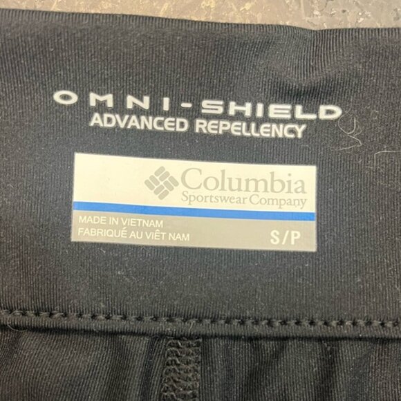 Columbia Omni Shield Black Athletic Skort w Built In Shorts Size S Runs M to L - Picture 9 of 10